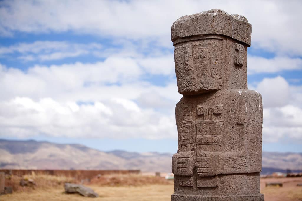 Temple de Kalasasaya à Tiwanaku, centre cérémoniel de Bolivie.